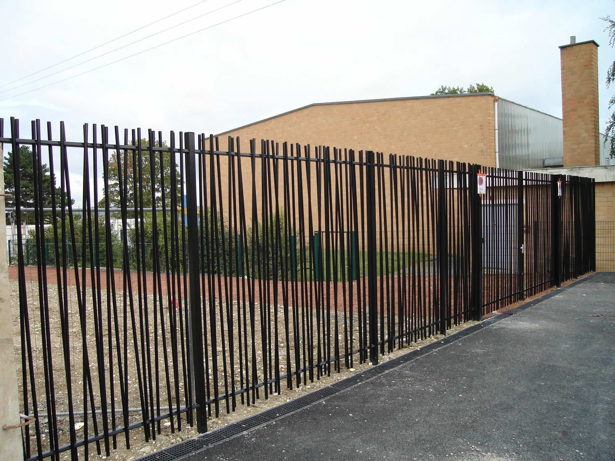 Une clôture de jardin fonctionnelle et chic : nos conseils